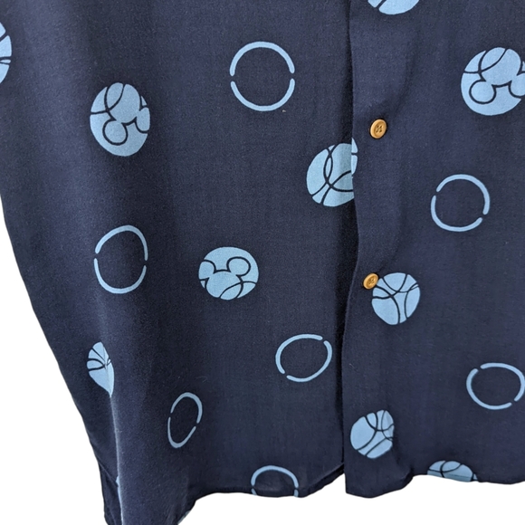 Disney Mickey Mouse Button Up Shirt Men's Medium Casual Short Sleeve Uniqlo - Picture 6 of 12